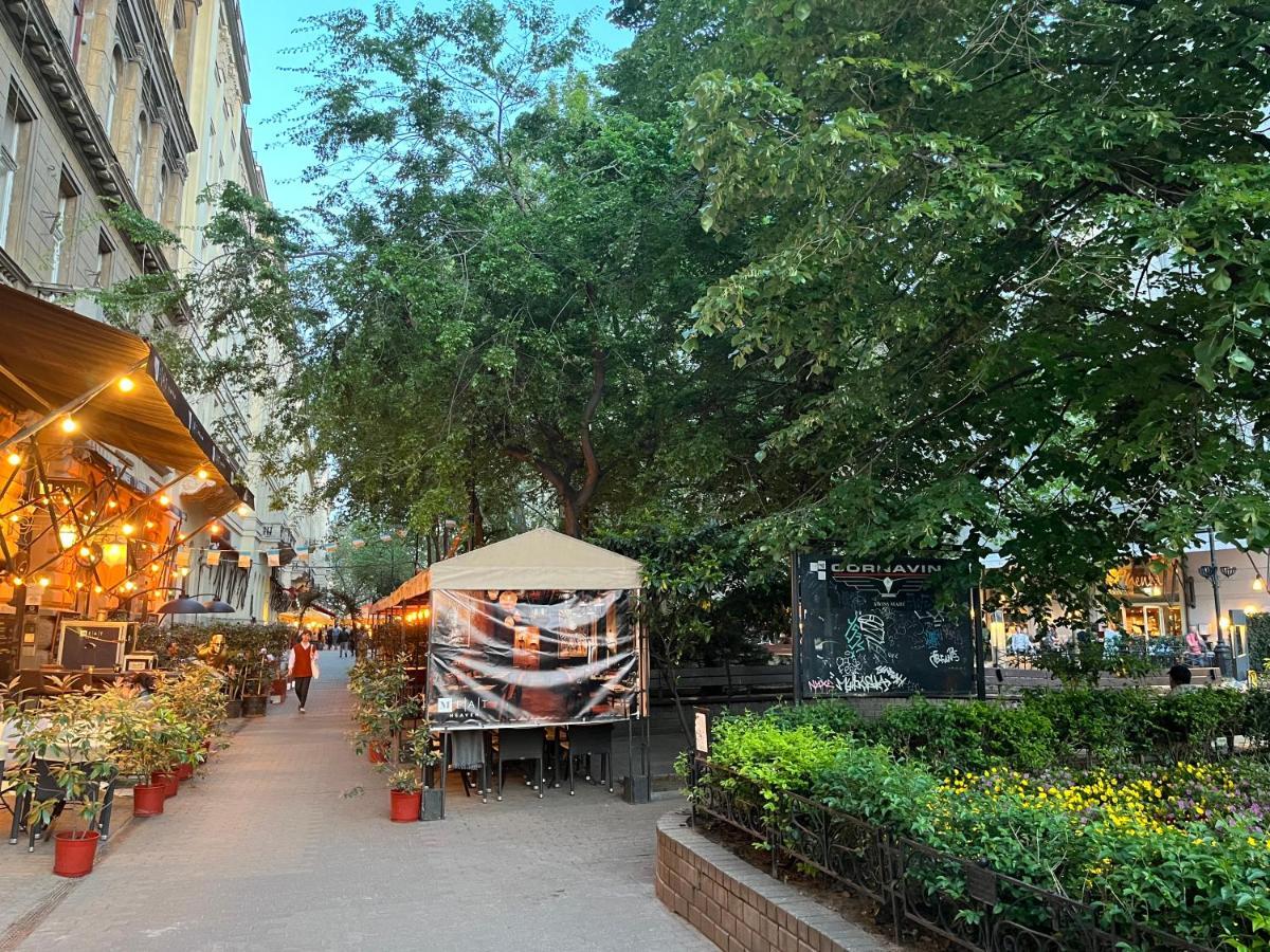 Appartamento Casa Nora Liszt Ferenc Ter Budapest Esterno foto