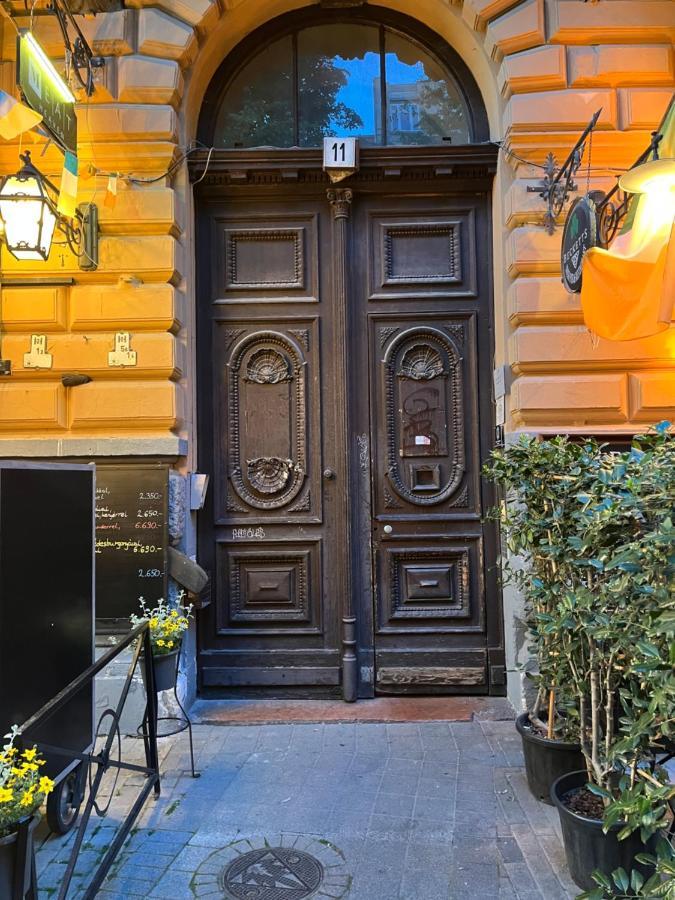 Appartamento Casa Nora Liszt Ferenc Ter Budapest Esterno foto