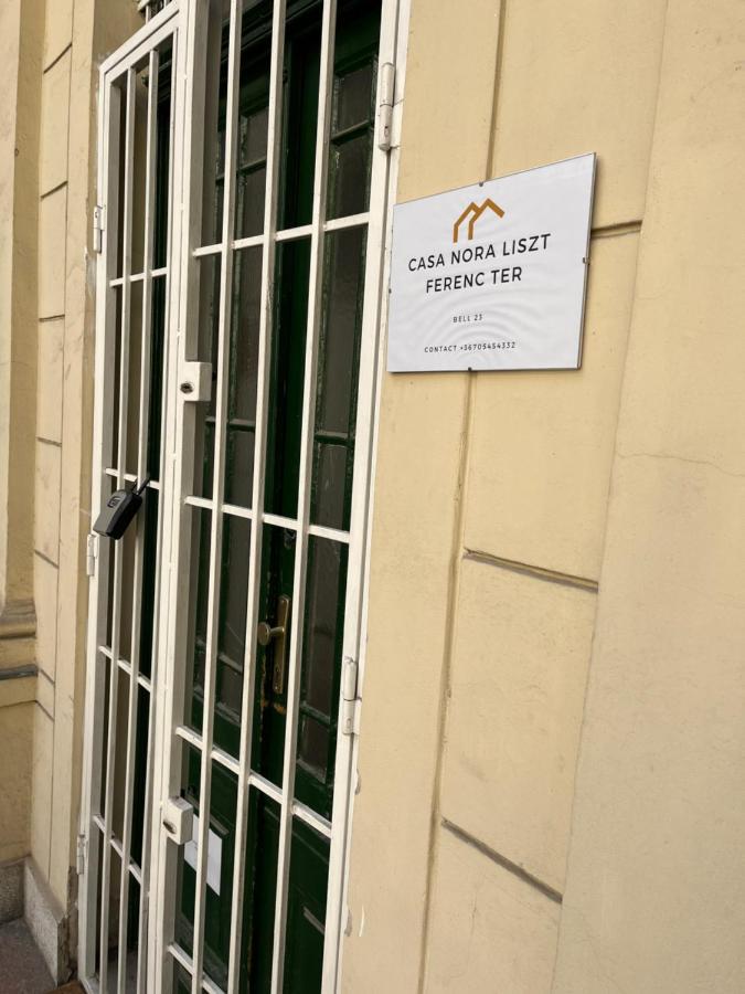 Appartamento Casa Nora Liszt Ferenc Ter Budapest Esterno foto